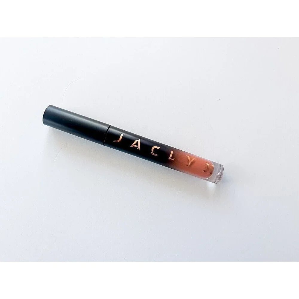 JACLYN Cosmetics Poutspoken Liquid Lipstick - 